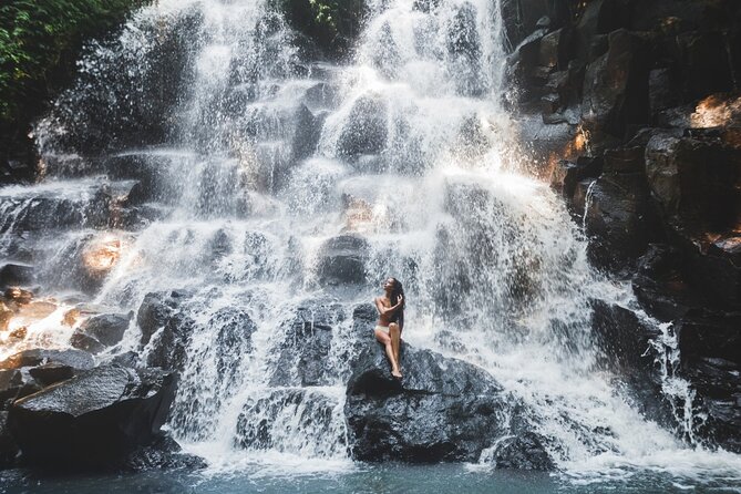 Ubud Waterfalls and Rice Terraces Private Day Tour - Stop 1: Tegalalang Rice Terrace (One Hour That Sets The Mood)