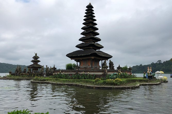 Ulun Danu Bratan Temple with Tanah Lot Sunset - Stop 1: Taman Ayun Temple, the royal temple garden plan