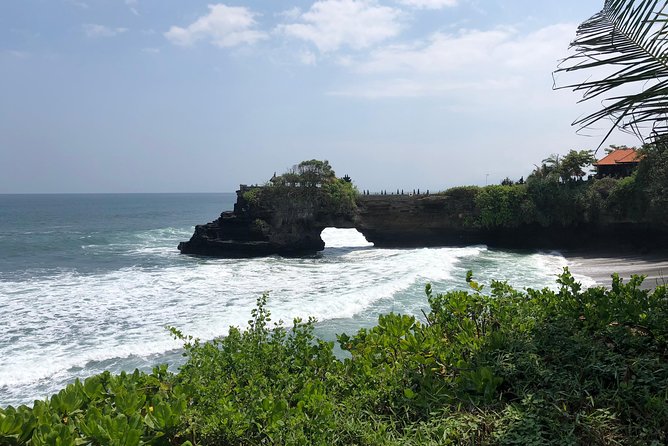 Ulun Danu Bratan Temple with Tanah Lot Sunset - What you get with the guide, and why that matters