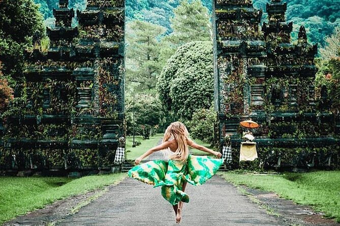 Ulun Danu Temple, Handara Gate, Wanagiri And Banyu Mala Waterfall - Key things that make this tour worth your time