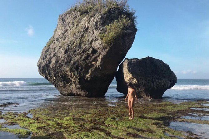 Uluwatu Instagram Tour: Unforgettable Beaches (Private & All-Inclusive) - Stop 2: Bingin Beach, White Sand, and Cliff-Frame Photos