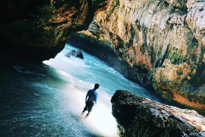 Uluwatu Instagram Tour: Unforgettable Beaches (Private & All-Inclusive) - Green Bowl Beach: Waves, Caves, and 300 Steps Down