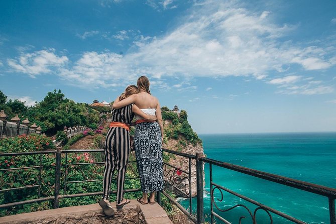 Uluwatu Sunset, Kecak Dance, and Dinner Jimbaran Beach - The ride from Ubud and why traffic is part of the deal
