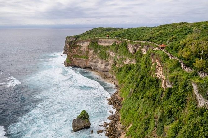 Uluwatu Sunset, Kecak Dance, and Dinner Jimbaran Beach - What to pack for a smoother Uluwatu night