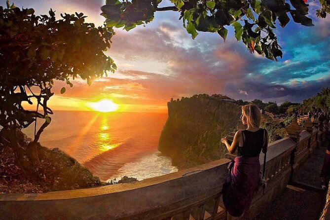 Uluwatu Sunset, Kecak Dance, and Dinner Jimbaran Beach - Kecak and Fire Dance: what you’re really watching