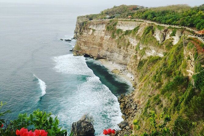Uluwatu Sunset, Kecak Dance and Jimbaran Seafood Dinner - Who should book this Uluwatu sunset, Kecak, and Jimbaran day