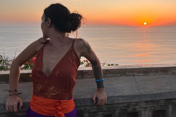 Uluwatu Temple Scenic Beaches and Fire Kecak Dance Tour - Seminyak Pickup to Uluwatu Cliffs: How the timing actually plays out