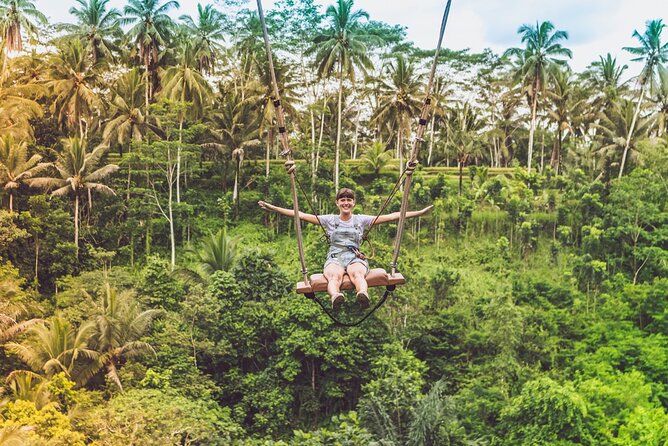 Volcano Jeep Adventure and Ubud Tour - dAlas Swing: Jungle and Rice Fields From the Top