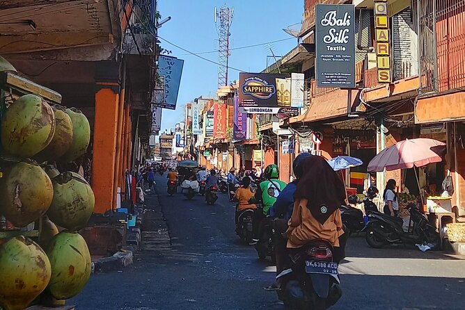 Well-Guided Local Textile Tour of Denpasar - Kumbasari Market: batik, ikat, and weaving in real shop settings