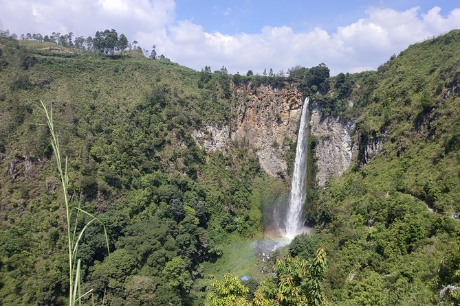 Wonderful 7 Days North Sumatra Tour (Include: 2 Days 1 Night Jungle Trekking) - Day 3 into Day 4: Berastagi and the Mount Sibayak climb