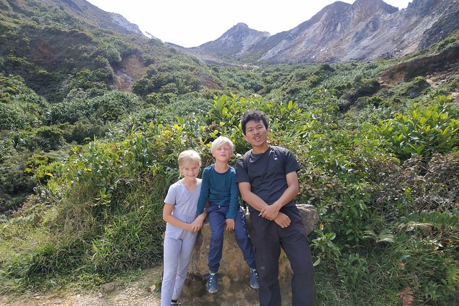Wonderful 7 Days North Sumatra Tour (Include: 2 Days 1 Night Jungle Trekking) - Day 6 Samosir Island: Batak Museum, dancing, and Ulos weaving