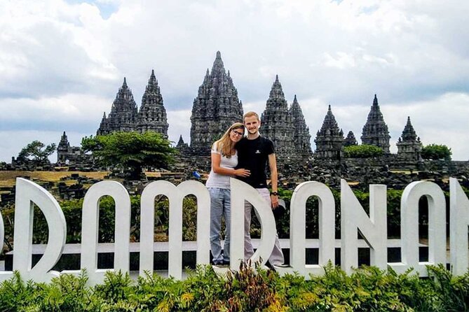 Yogyakarta: Borobudur Climb-up & Prambanan Day Trip All Inclusive - Logistics that actually help: pickup, A/C, and a 15-person ceiling
