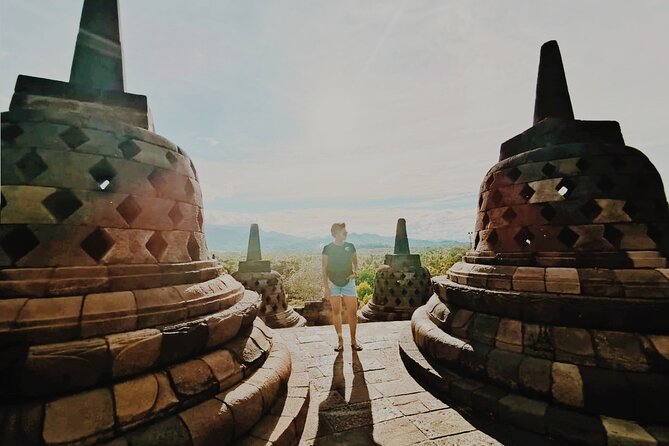 Yogyakarta: Borobudur Temple Climb Up and Prambanan Temple Tour - The route and timing: what fits into about 10 hours