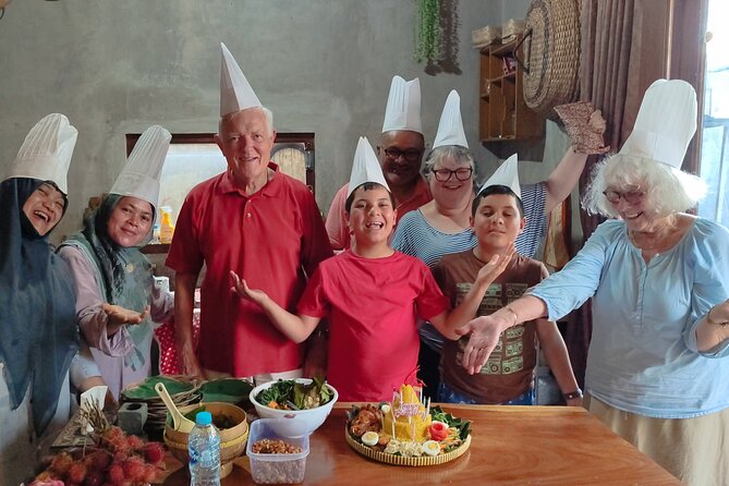 Yogyakarta Cooking Class and Market Tour - Who leads you, and how to get the most from their teaching
