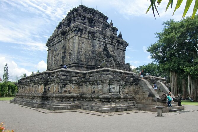 Yogyakarta Day trip Borobudur & Prambanan Temples - Should you book it? My practical take