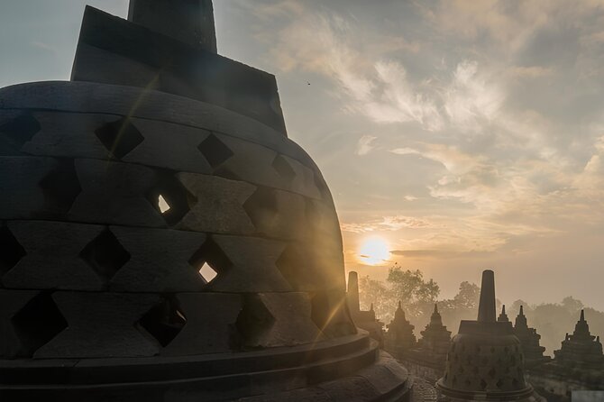 Yogyakarta: SUNRISE Above Cloud & Explore UNESCO Temples w/ GUIDE - Prambanan Temple Complex: UNESCO morning energy without the late-day crush