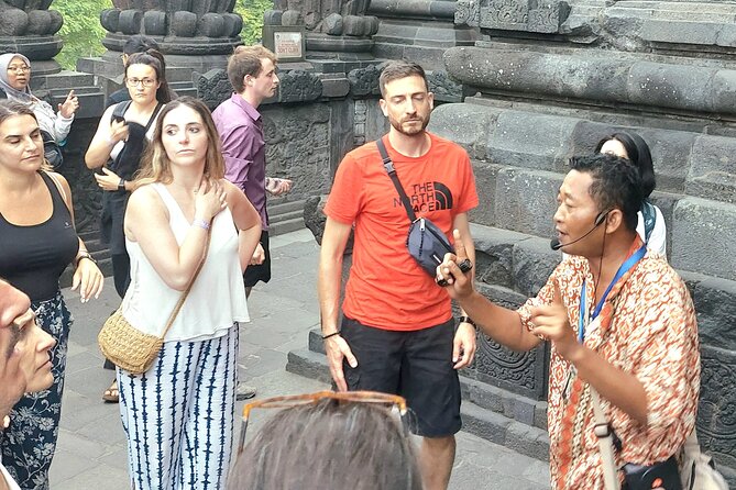 Yogyakarta: SUNRISE Above Cloud & Explore UNESCO Temples w/ GUIDE - Guide quality: the difference between seeing and understanding